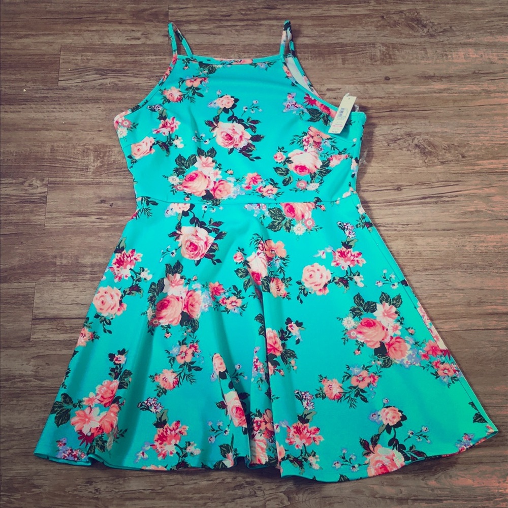 5/$20 Dresses:  Floral No Boundaries Summer Dress